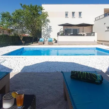 Family Friendly House With A Swimming Pool Dicmo, Zagora - 23249 Holiday home *