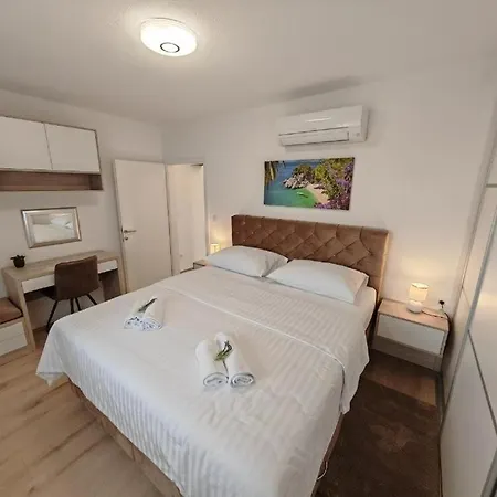 Family Friendly House With A Swimming Pool Dicmo, Zagora - 23249