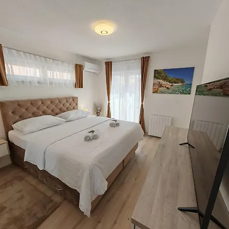 Holiday home Family Friendly House With A Swimming Pool Dicmo, Zagora - 23249