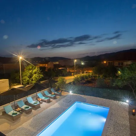 Holiday home Family Friendly House With A Swimming Pool Dicmo, Zagora - 23249 Dicmo