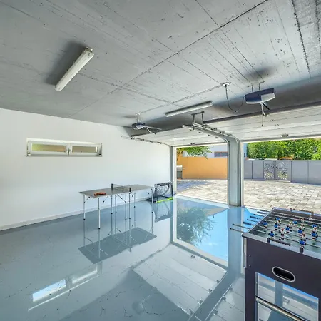 Family Friendly House With A Swimming Pool Dicmo, Zagora - 23249 Holiday home