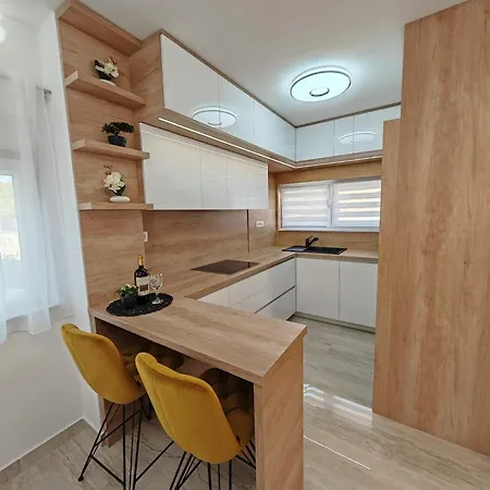 بيت للعطل Family Friendly House With A Swimming Pool Dicmo, Zagora - 23249 *