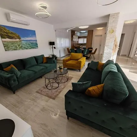 Villa Luxury With A Swimming Pool Dicmo, Zagora - 23249 Dicmo