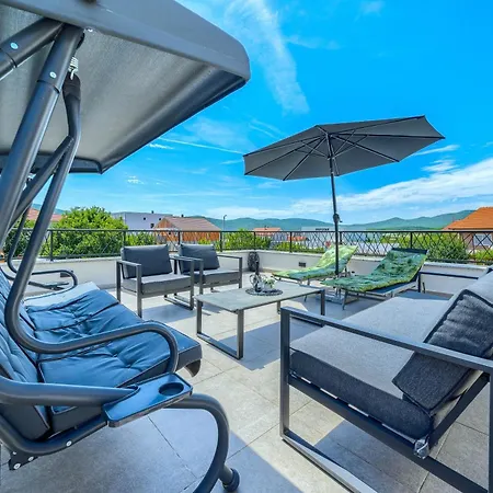 Luxury With A Swimming Pool Dicmo, Zagora - 23249