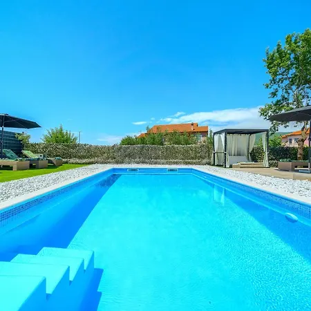 بيت للعطل Family Friendly House With A Swimming Pool Dicmo, Zagora - 23249