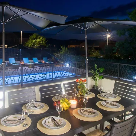 Family Friendly House With A Swimming Pool Dicmo, Zagora - 23249 بيت للعطل *