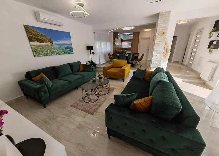 Villa Luxury With A Swimming Pool Dicmo, Zagora - 23249 Dicmo